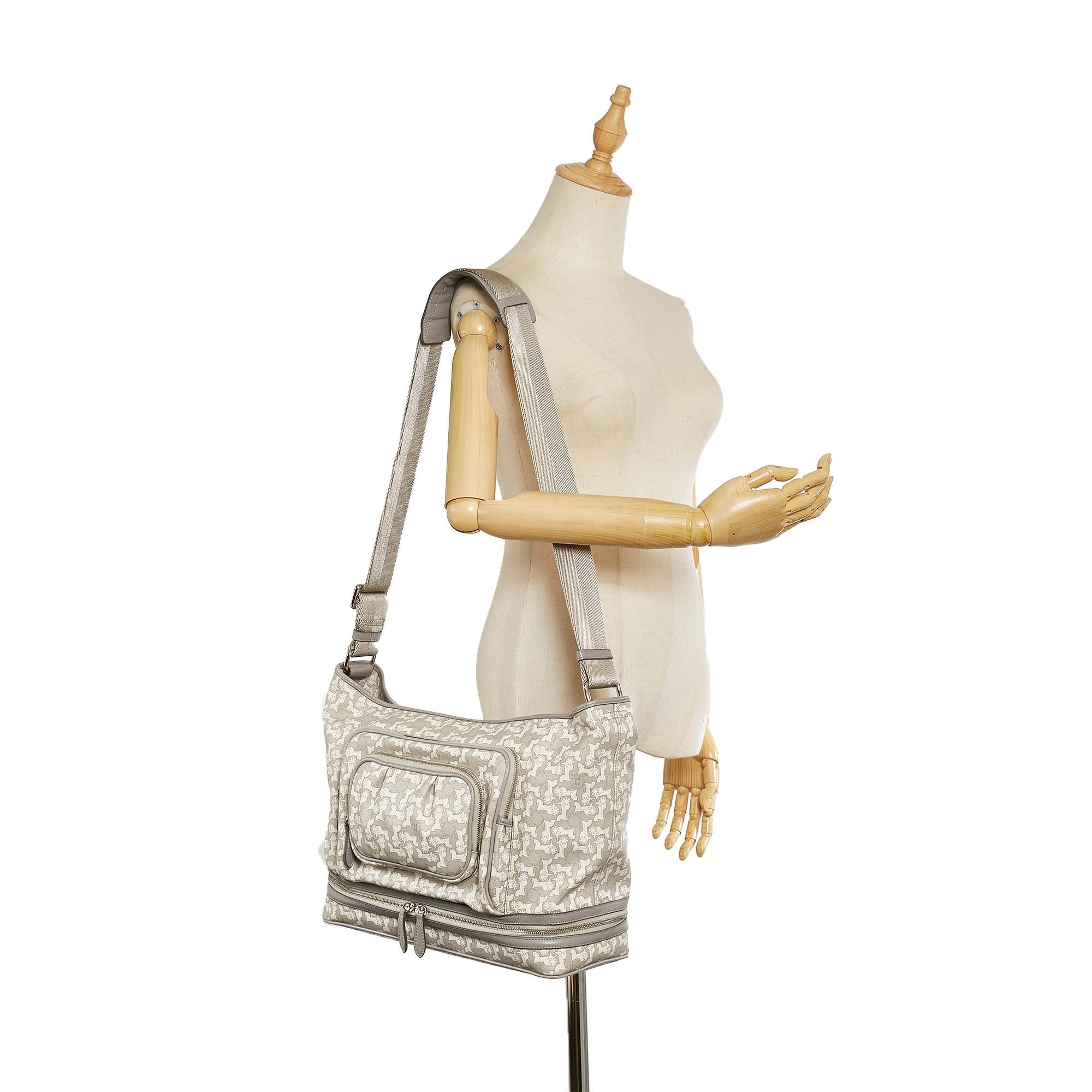 Celine Horse Carriage Crossbody Bag (SHG-c2CyUw)