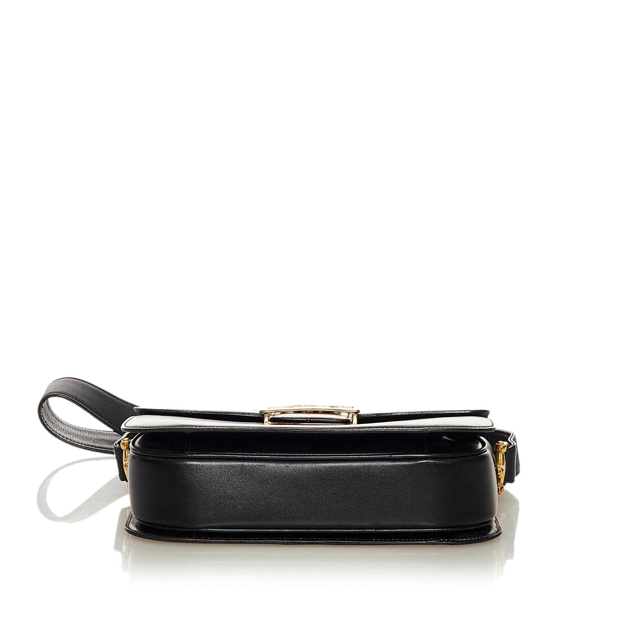 Celine Horse Carriage Leather Shoulder Bag (SHG-27560)