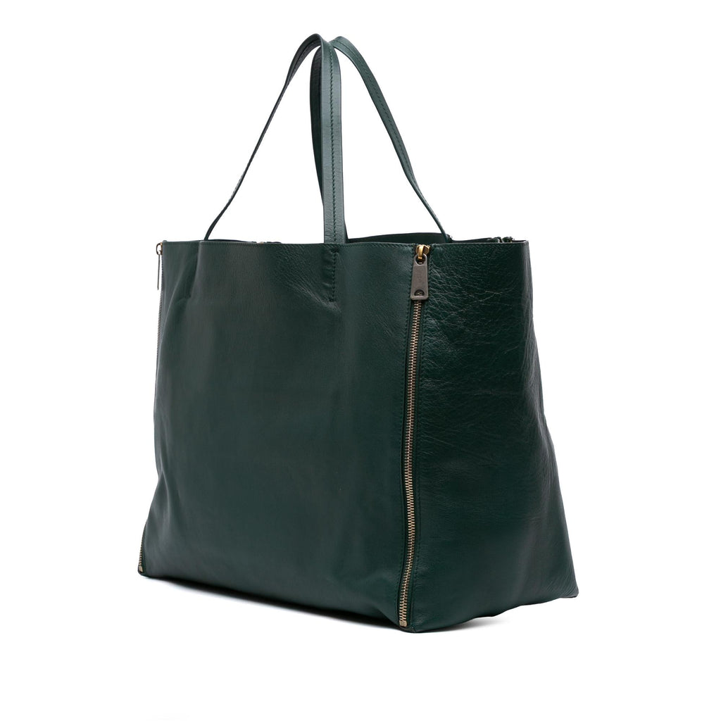 Celine Lambskin Horizontal Zipper Gusset Cabas Tote