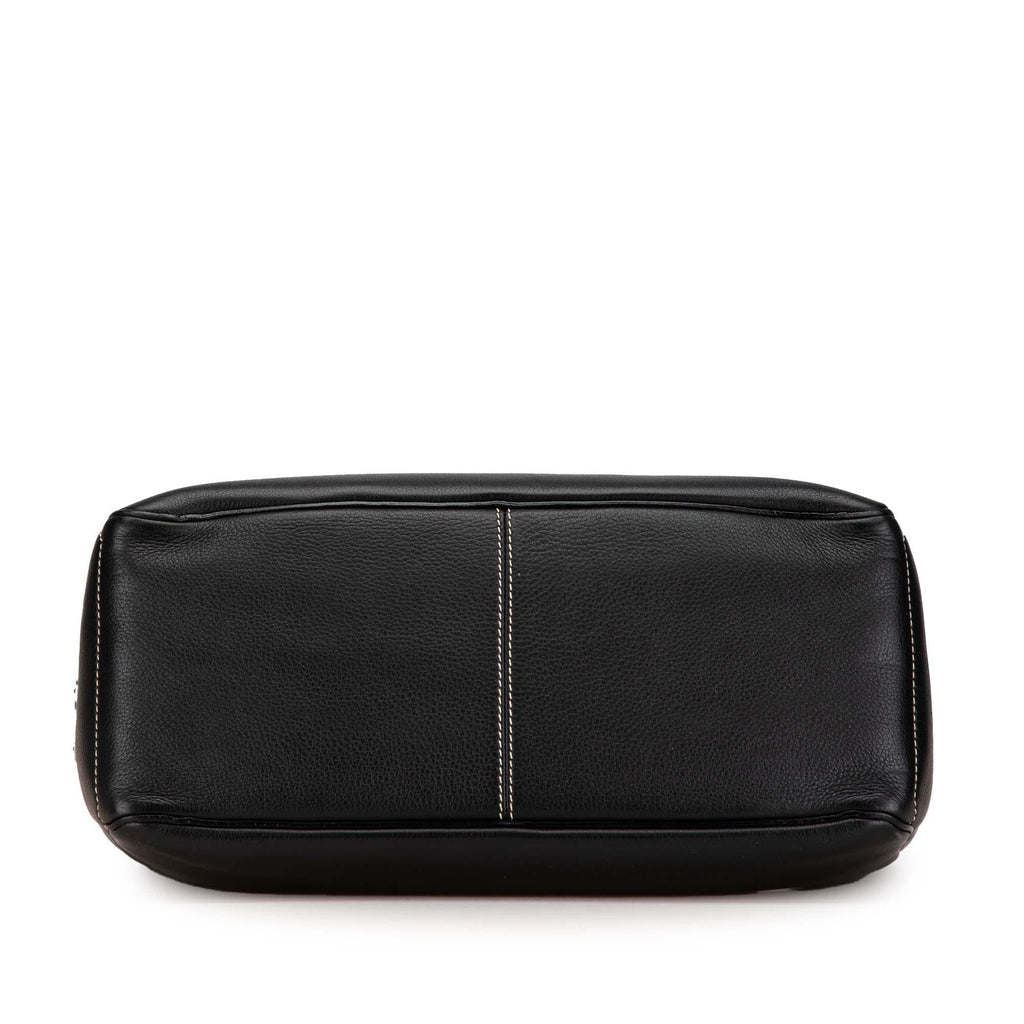 Celine Leather Boogie Handbag (SHG-kAmFNS)