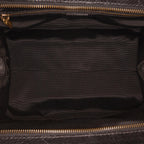 Celine Leather Handbag (SHG-vNTuaf)