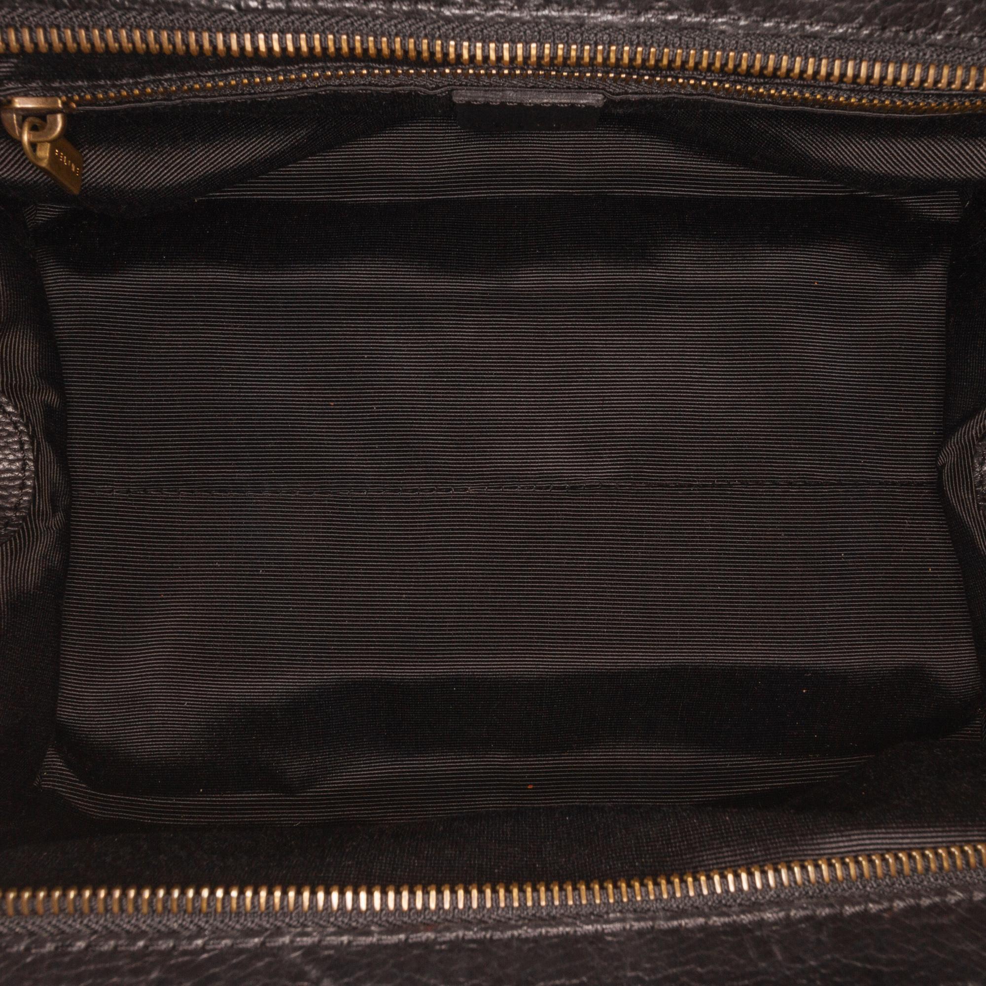 Celine Leather Handbag (SHG-vNTuaf)