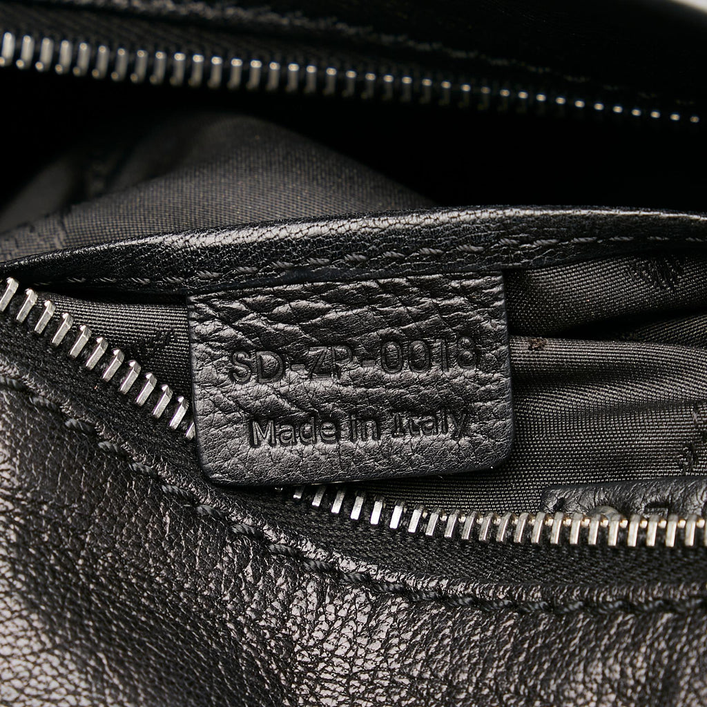 Celine Leather Shoulder Bag (SHG-29322)
