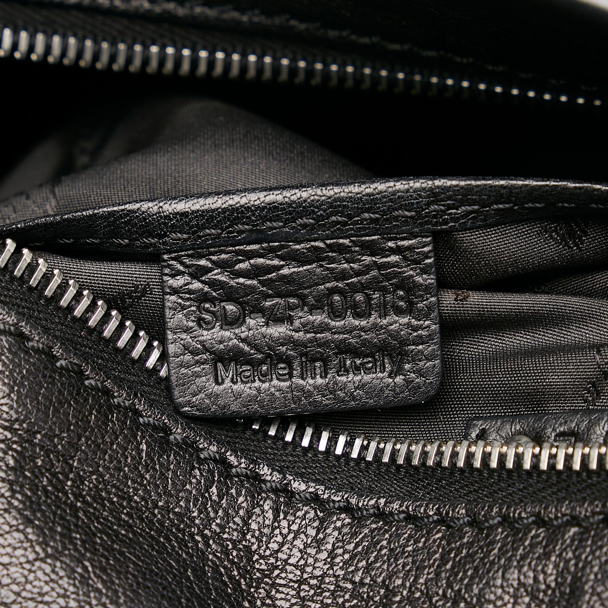 Celine Leather Shoulder Bag (SHG-29322)