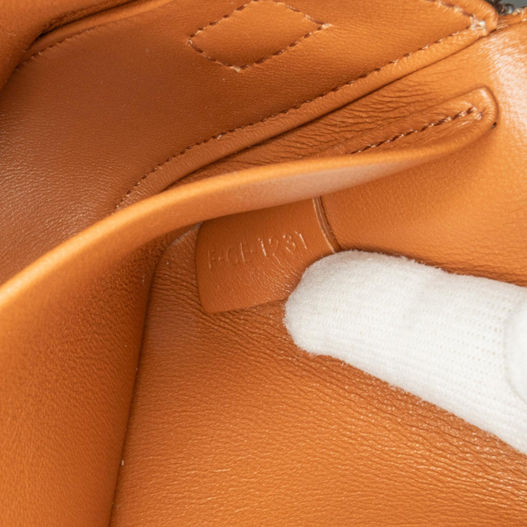Celine Leather Triomphe Claude Shoulder Bag (SHG-YzdnHf)