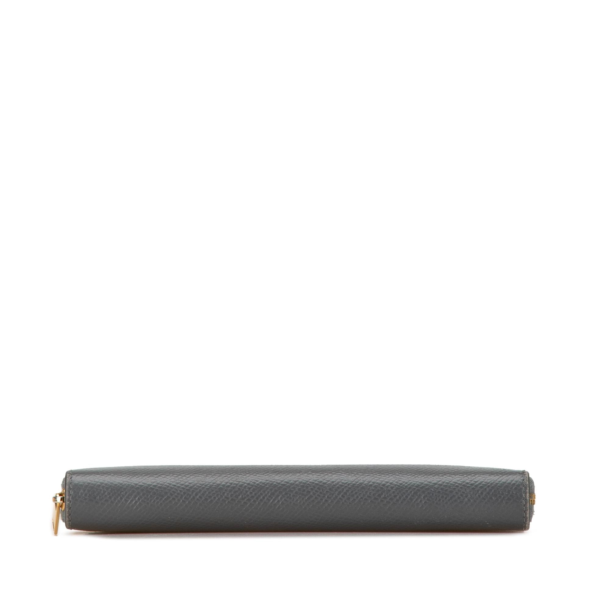 Celine Leather Zip Wallet (SHG-F4bgYg)