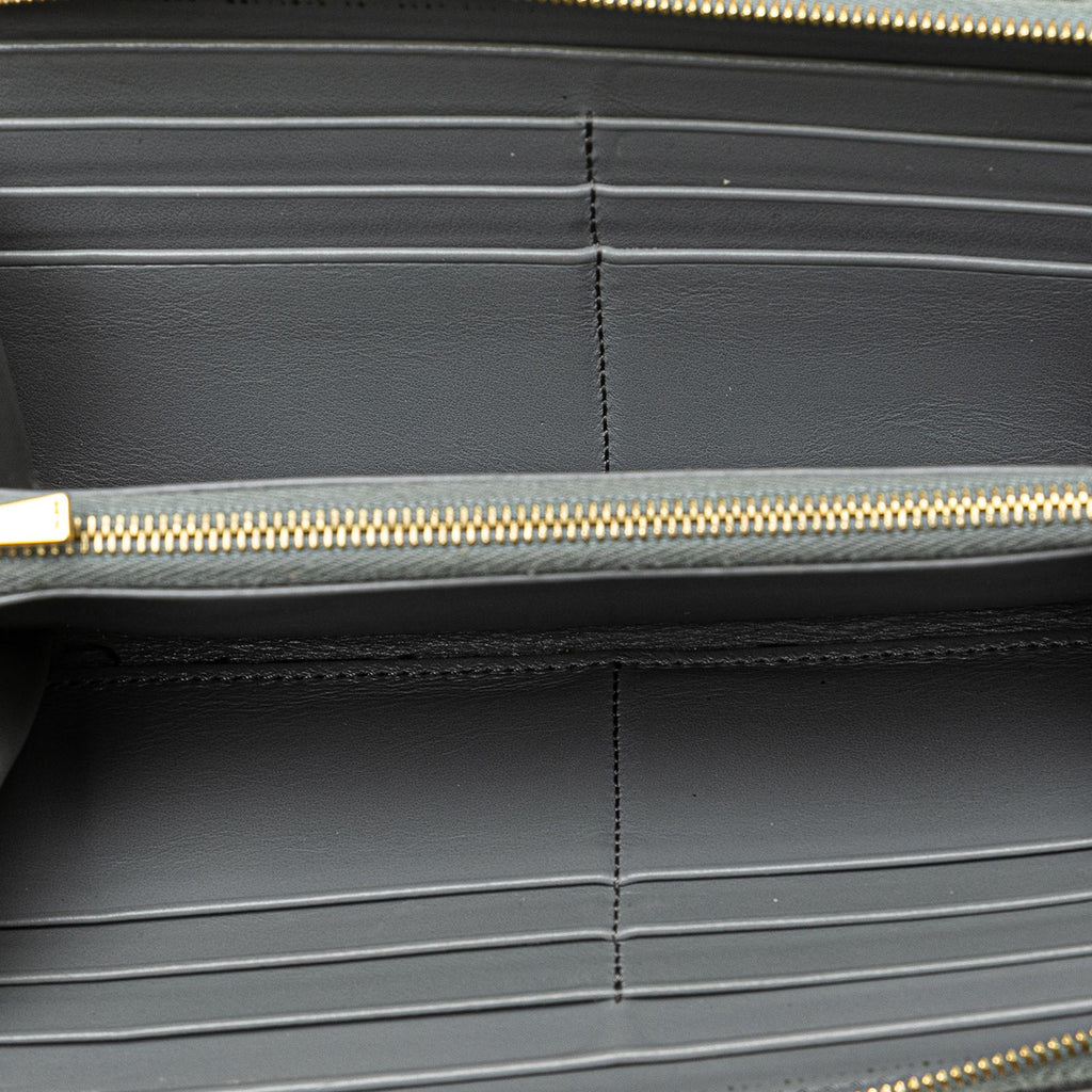 Celine Leather Zip Wallet (SHG-F4bgYg)