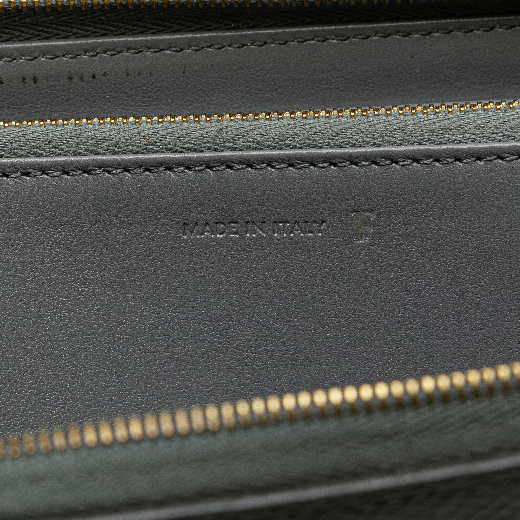 Celine Leather Zip Wallet (SHG-F4bgYg)