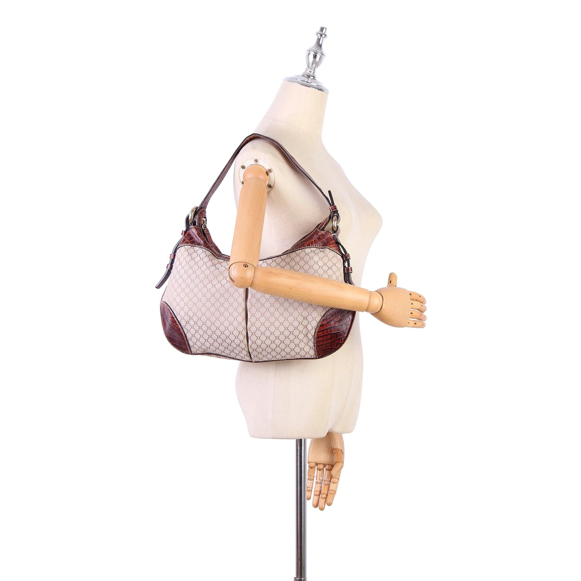 Celine Macadam Canvas Shoulder Bag (SHG-DnqxaO)