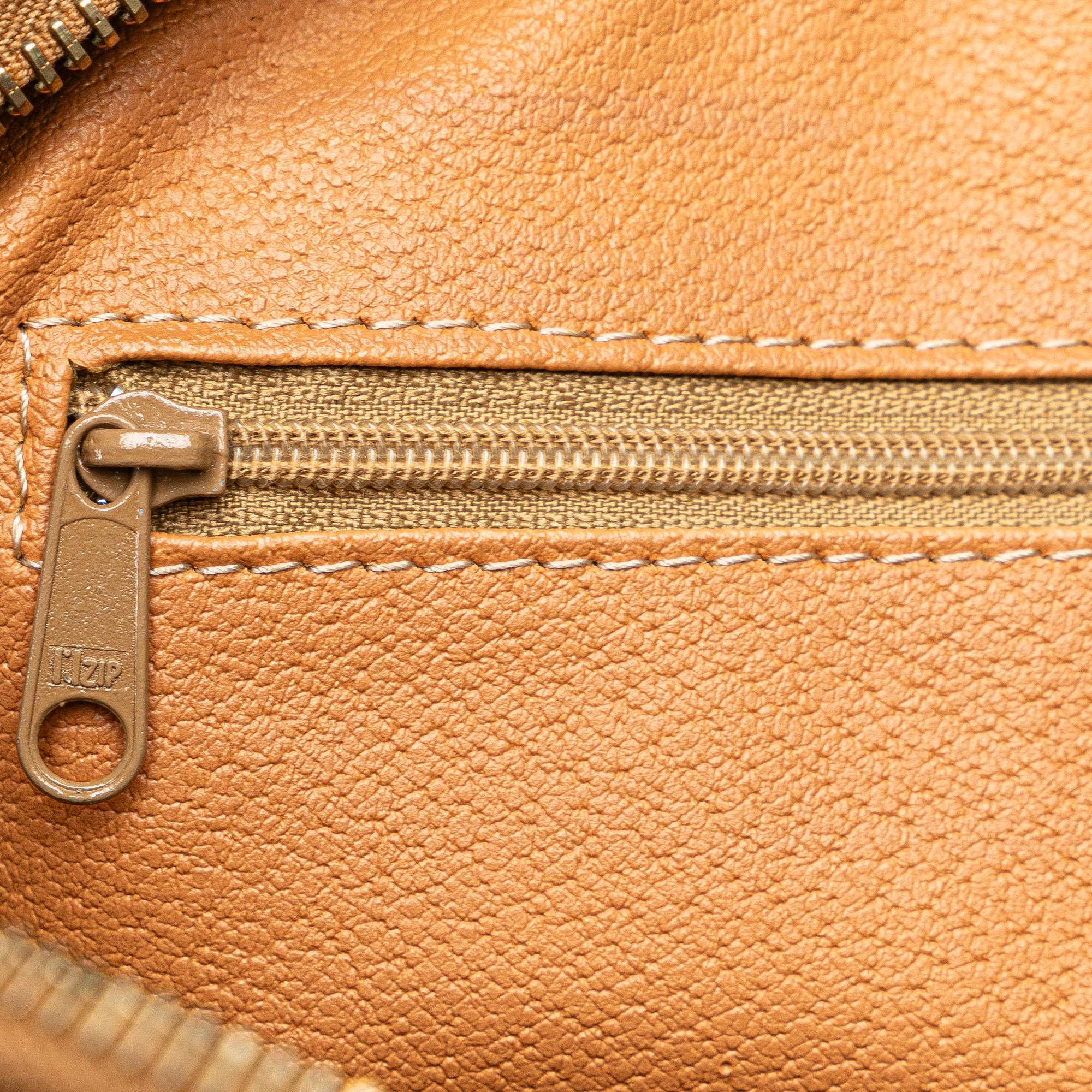 Celine Macadam Handbag (SHG-mYjfEz)