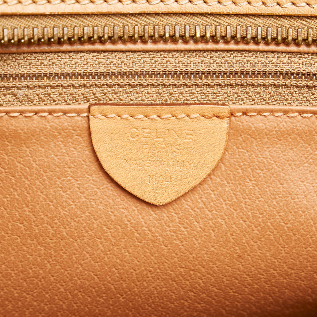 Celine Macadam Shoulder Bag (SHG-34899)