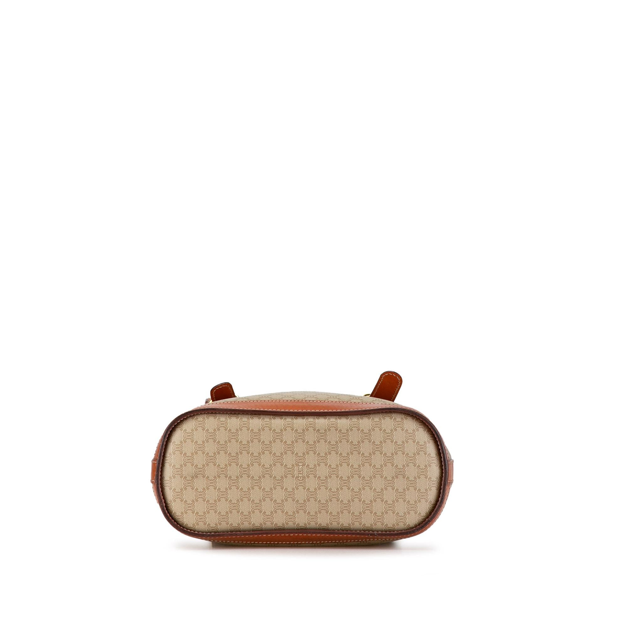 Celine Macadam Shoulder Bag (SHG-lhqJan)
