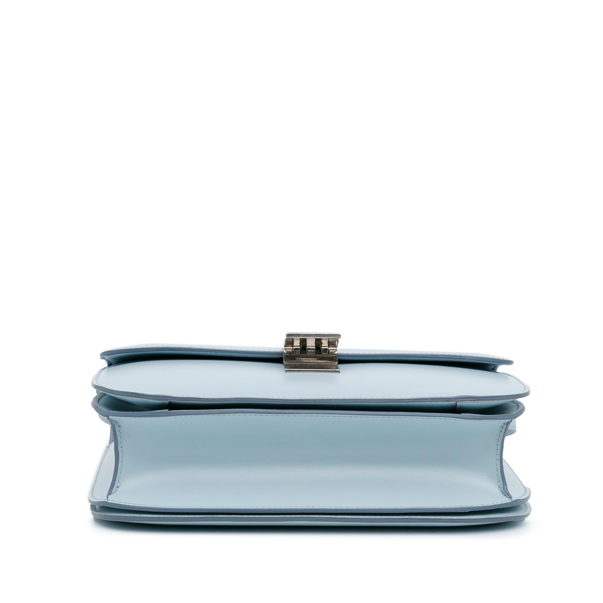 Celine Medium Calfskin Classic Box (SHG-EnoHh7)