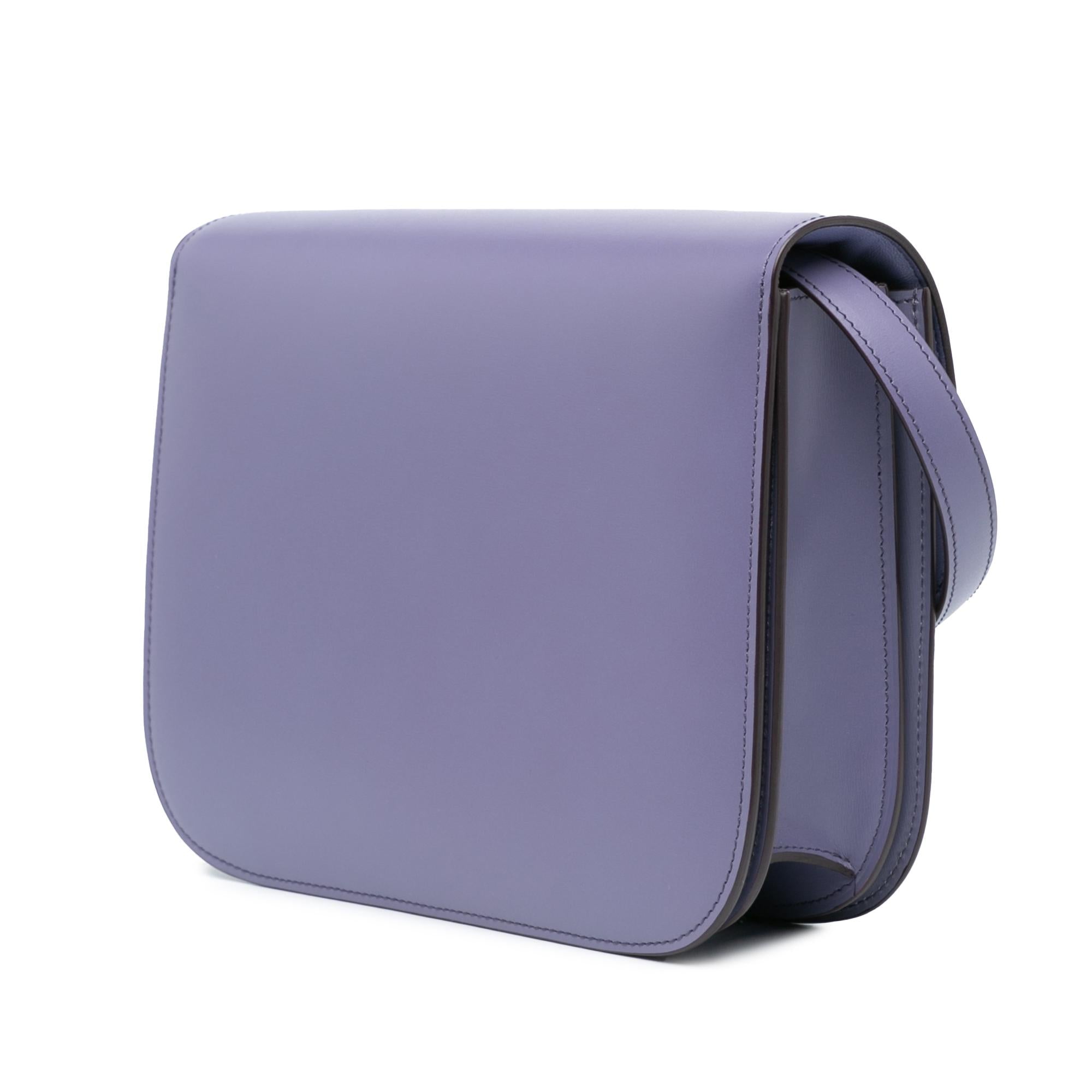Celine Medium Calfskin Classic Box (SHG-8Gm4iW)