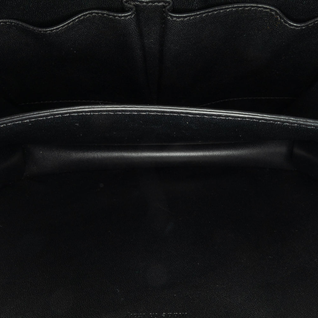 Celine Medium Calfskin Classic Box (SHG-pLwVlg)