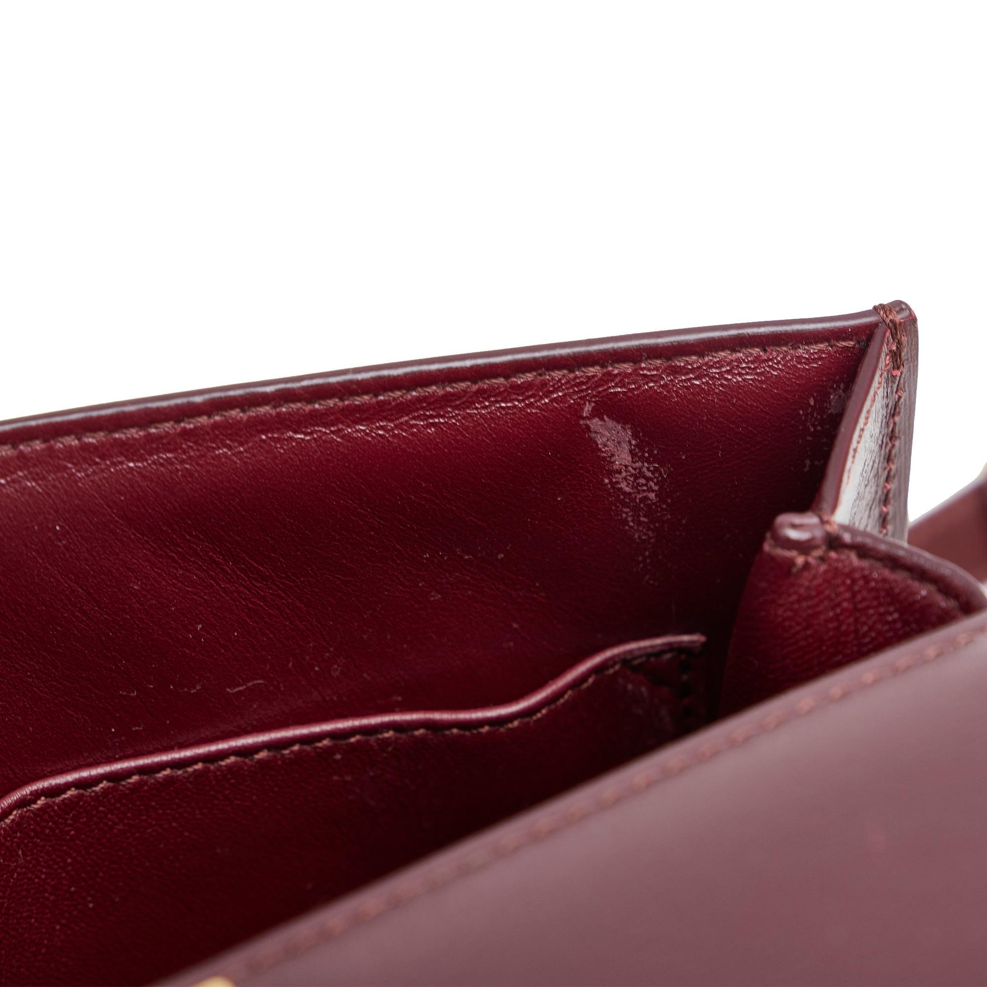 Celine Medium Calfskin Classic Box (SHG-IAHhVX)