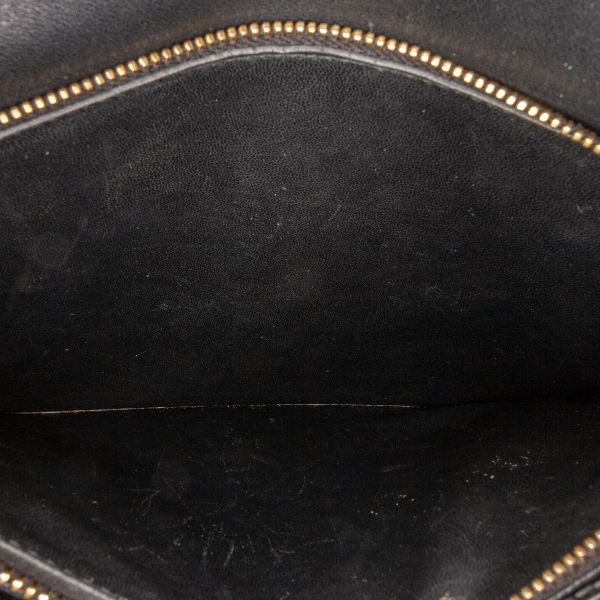Celine Medium Classic Box (SHG-yMFNJM)