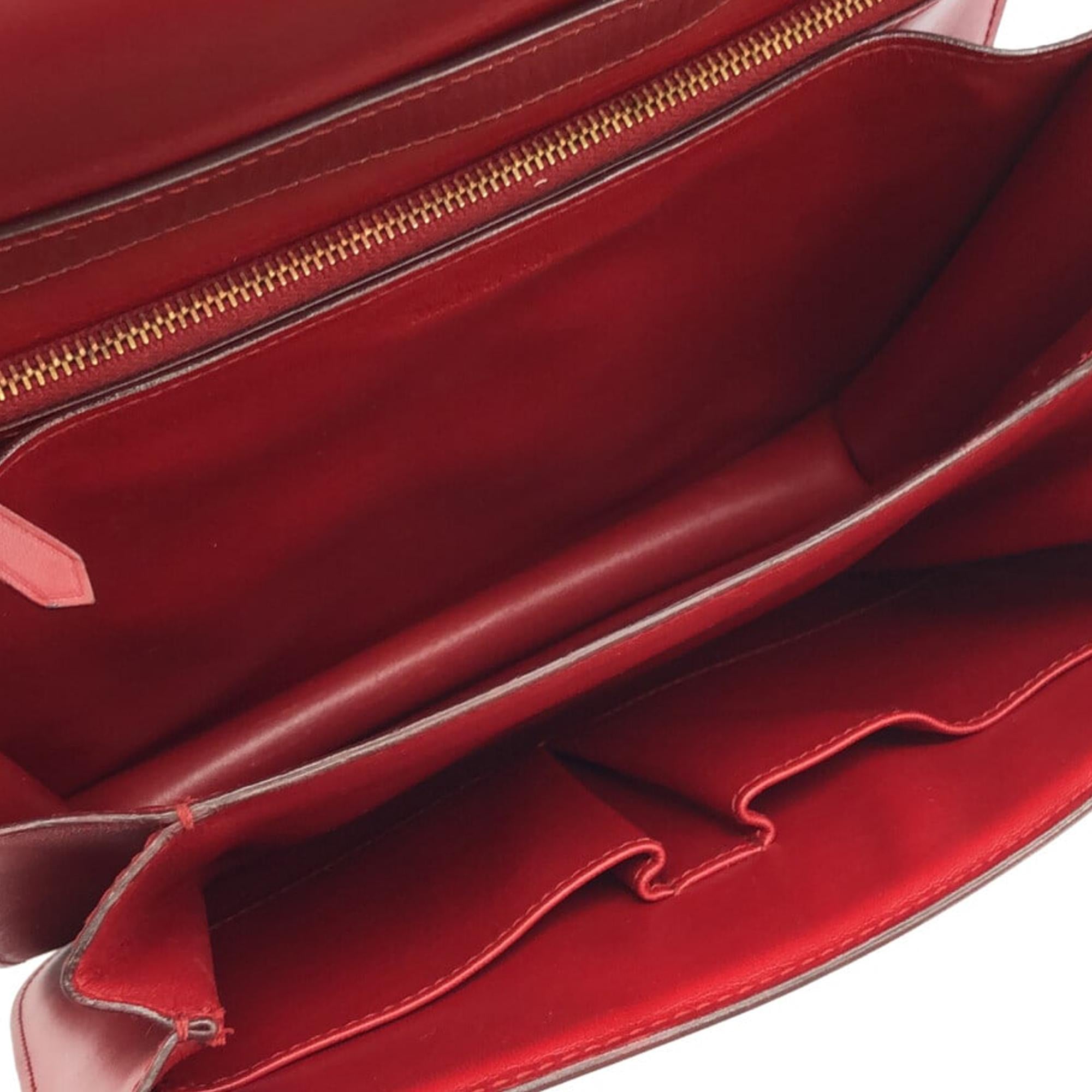 Celine Medium Classic Box (SHG-RsuGSi)