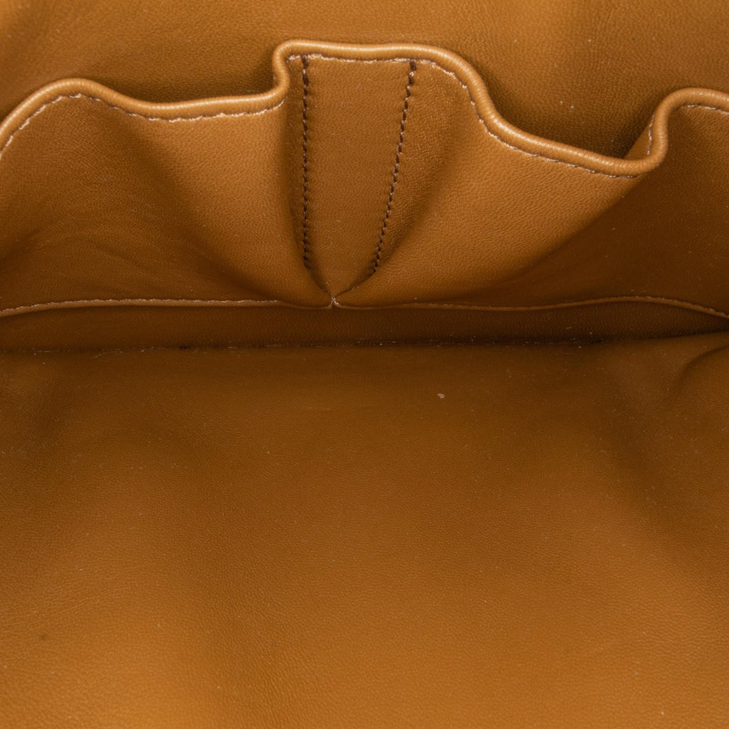 Celine Medium Classic Box (SHG-JqmbIc)