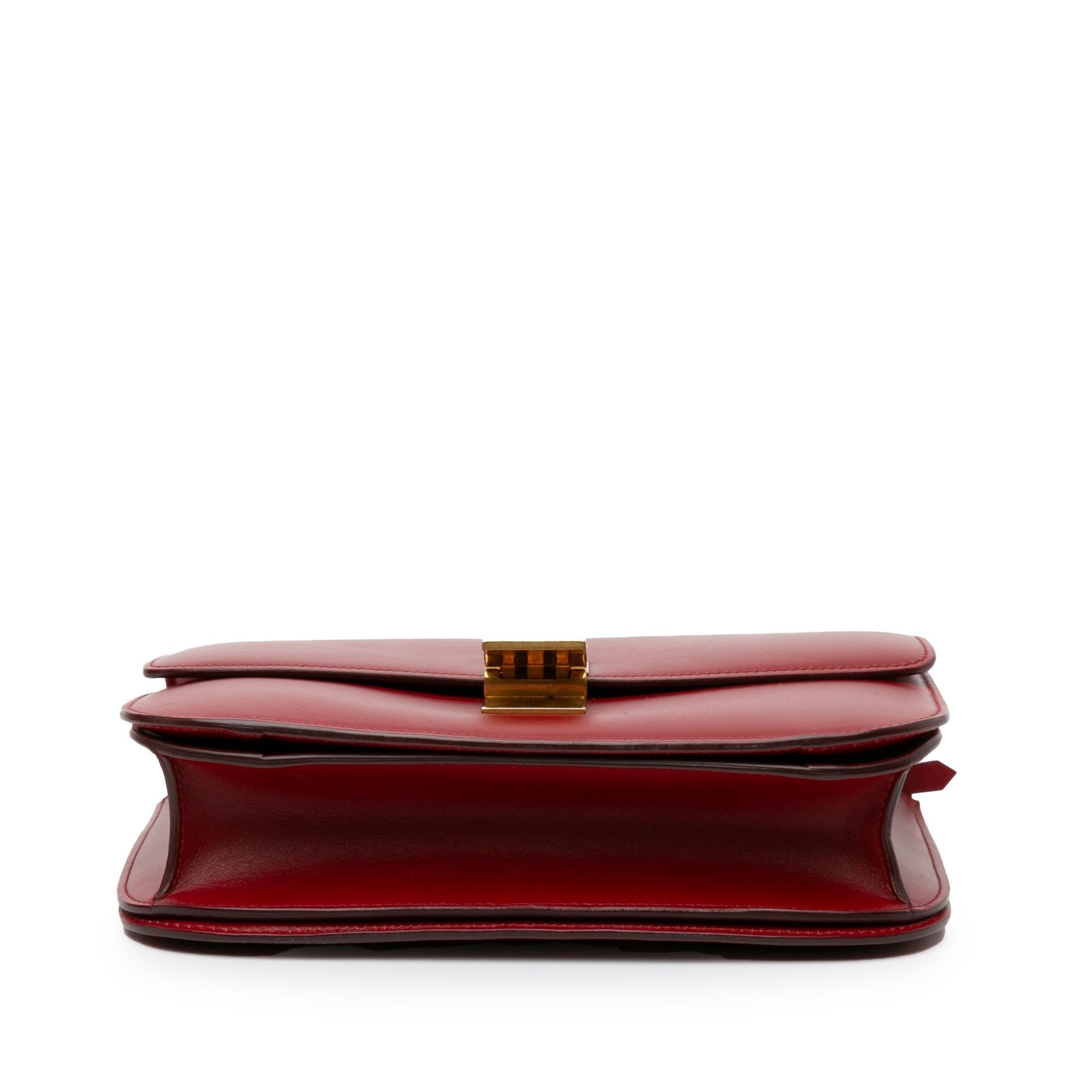 Celine Medium Classic Box (SHG-SDK2j9)