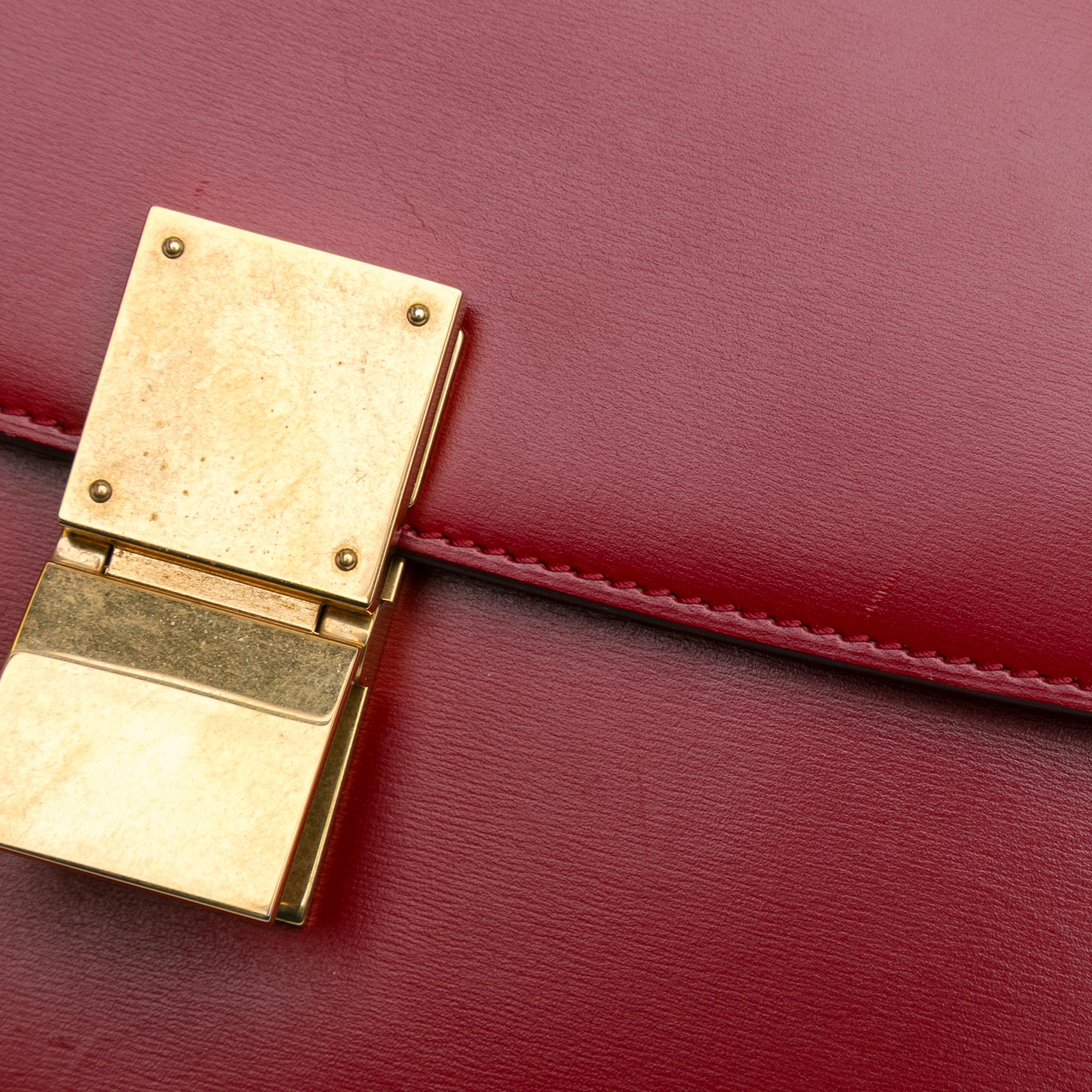 Celine Medium Classic Box (SHG-UYz71y)