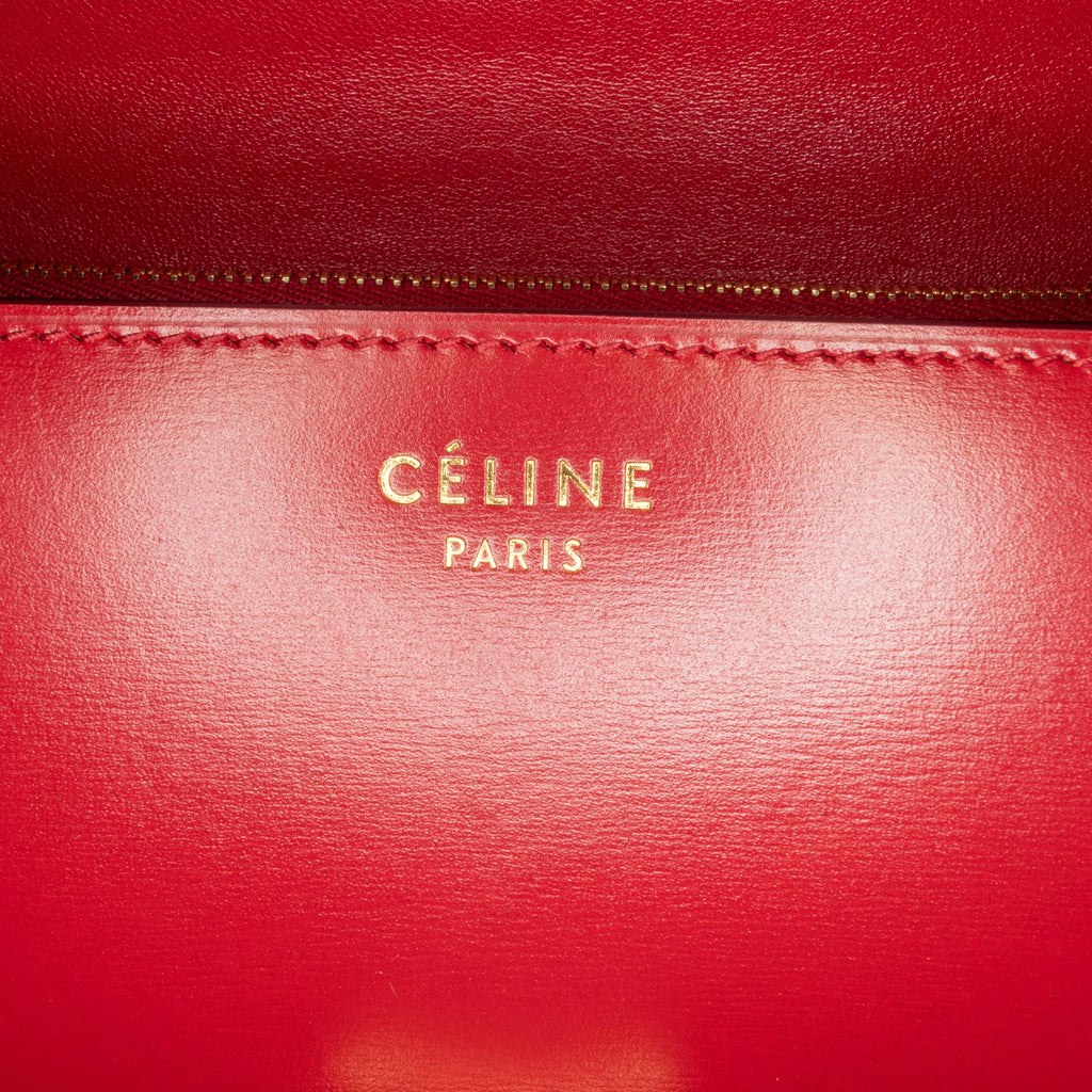 Celine Medium Classic Box (SHG-UYz71y)