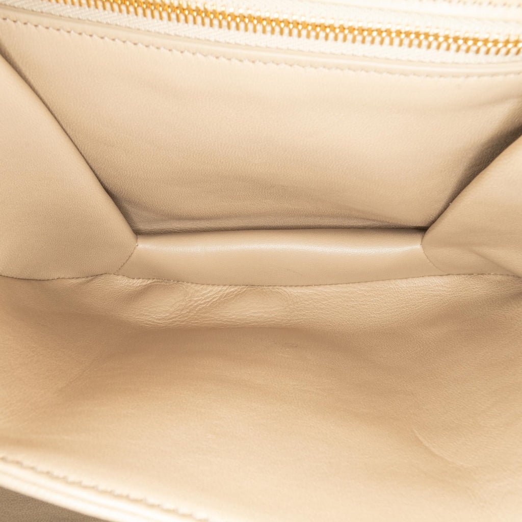 Celine Medium Leather Tabou Crossbody (SHG-crepzX)