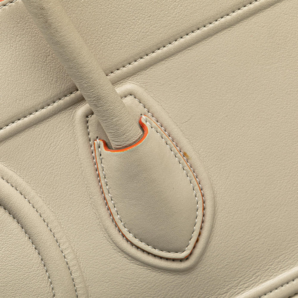 Celine Medium Phantom Luggage Tote (SHG-2D2MNG)
