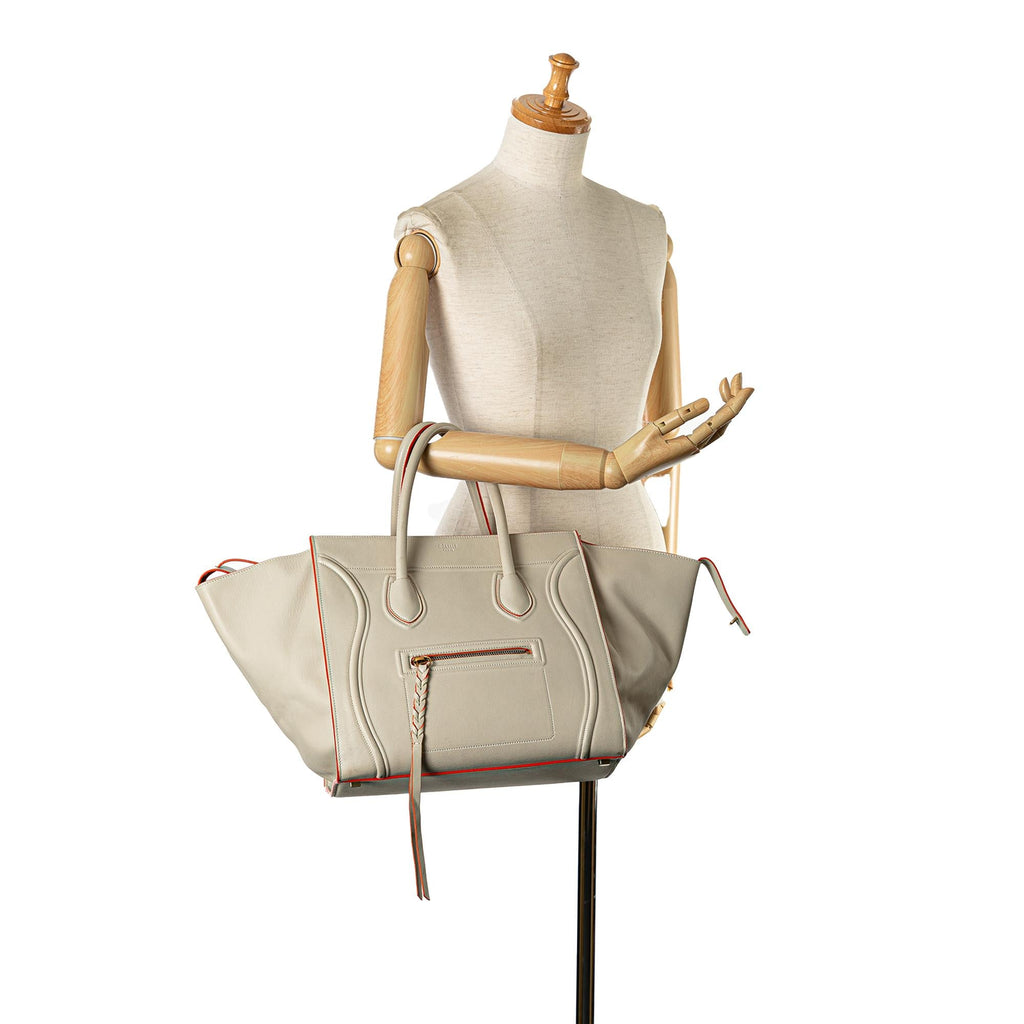 Celine Medium Phantom Luggage Tote (SHG-2D2MNG)