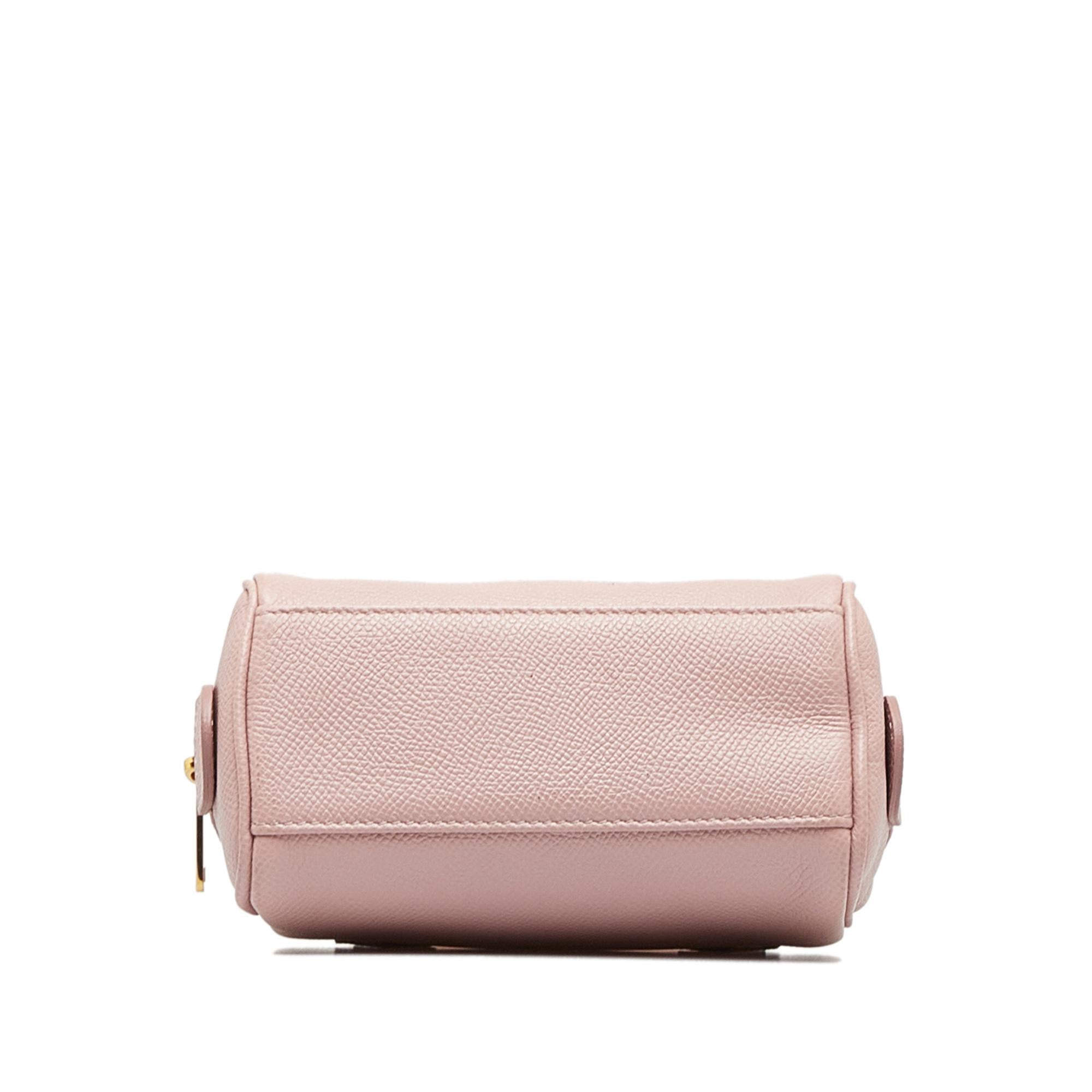 Celine Mini Grained Leather Chain Boston (SHG-yreiBz)
