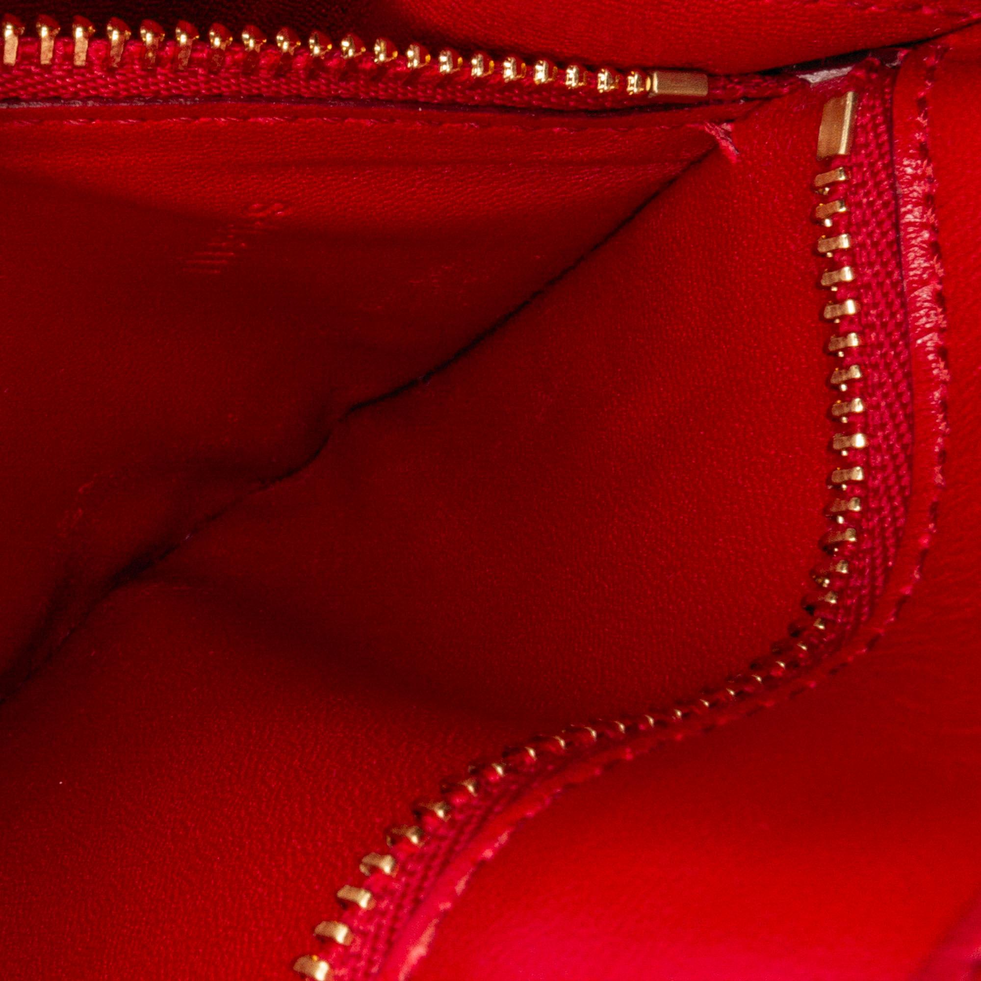 Celine Small Classic Box (SHG-ZMgX4B)