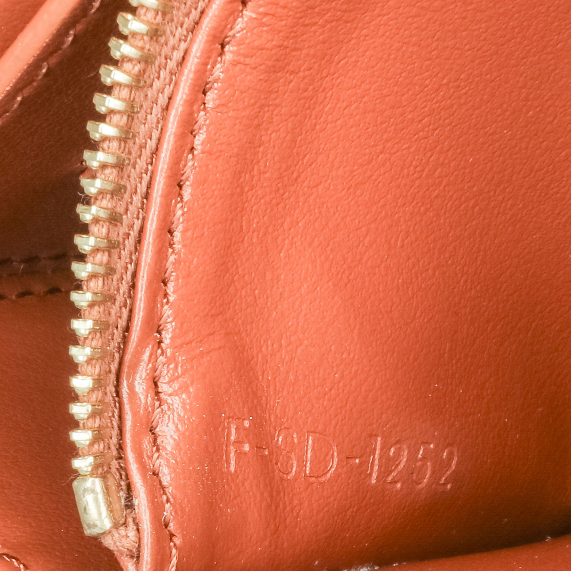 Celine Small Leather Besace 16 Wallet On Chain