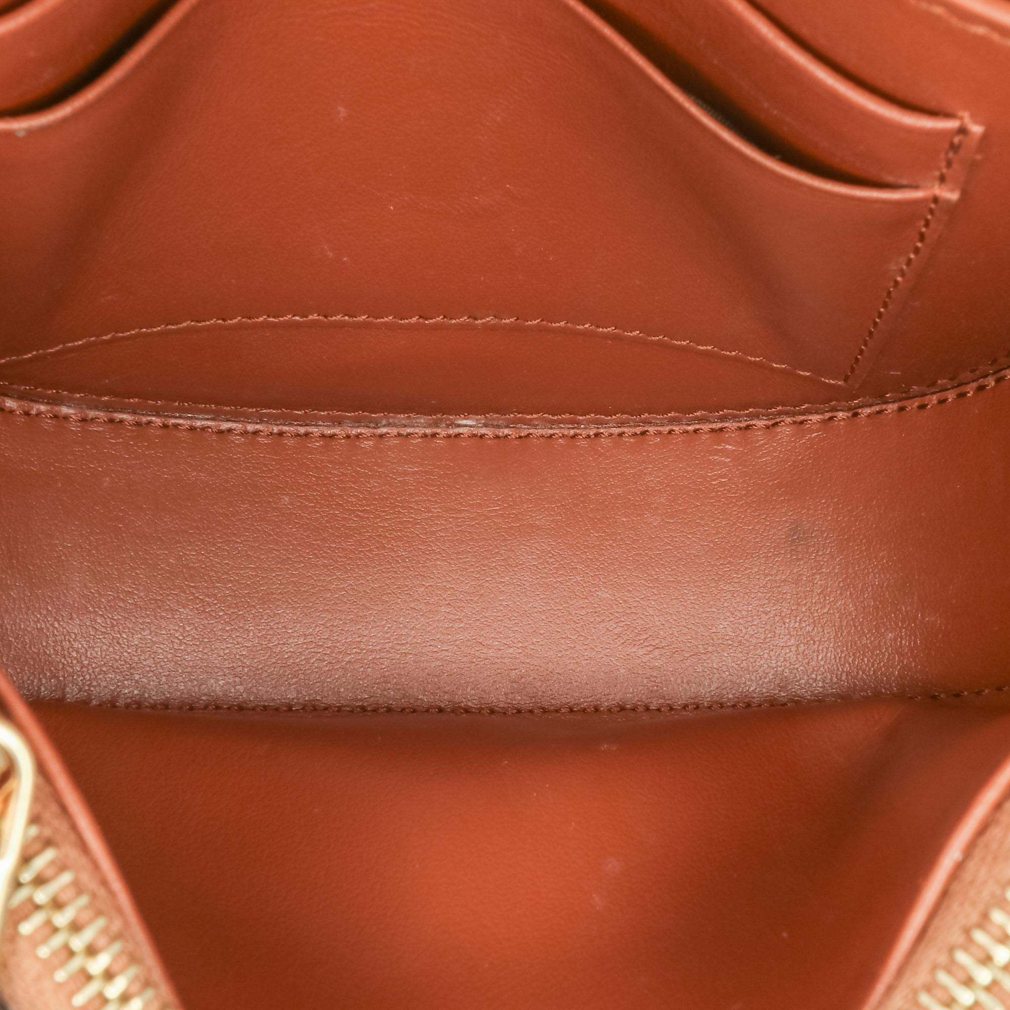 Celine Small Leather Besace 16 Wallet On Chain