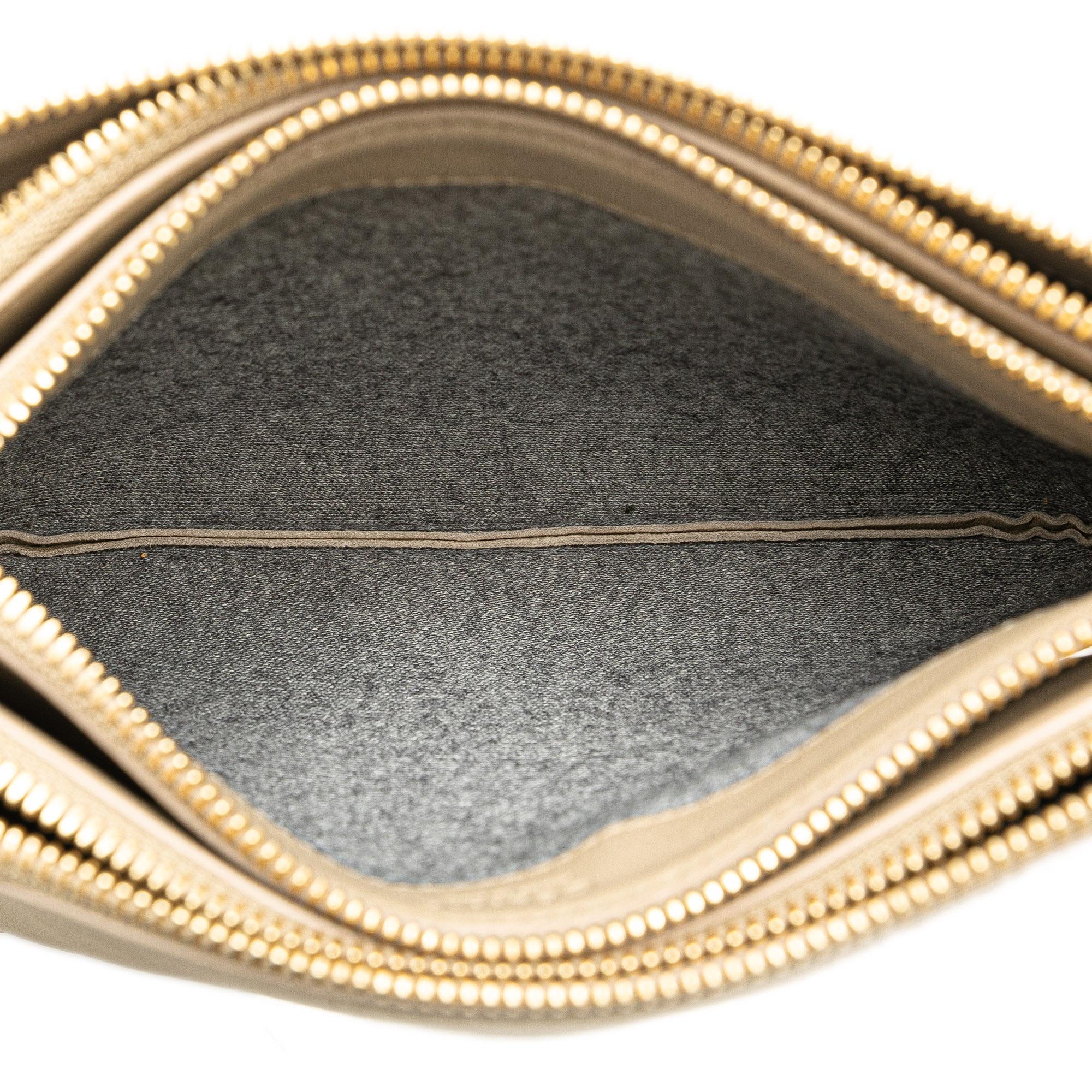 Celine Small Leather Trio Crossbody (SHG-QQxy5Y)