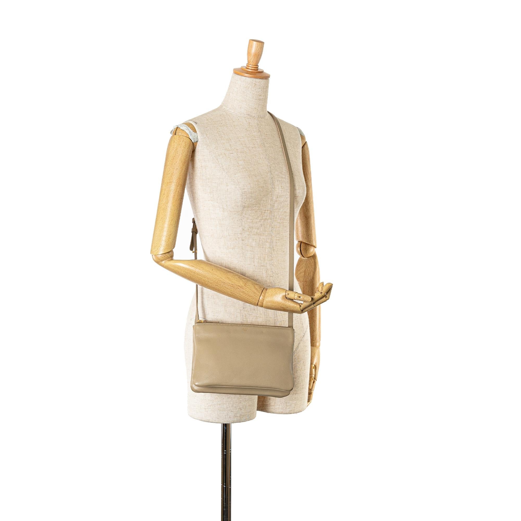 Celine Small Leather Trio Crossbody (SHG-QQxy5Y)