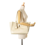 Celine Smooth Calfskin Soft 16 Cabas (SHG-LNO5bJ)