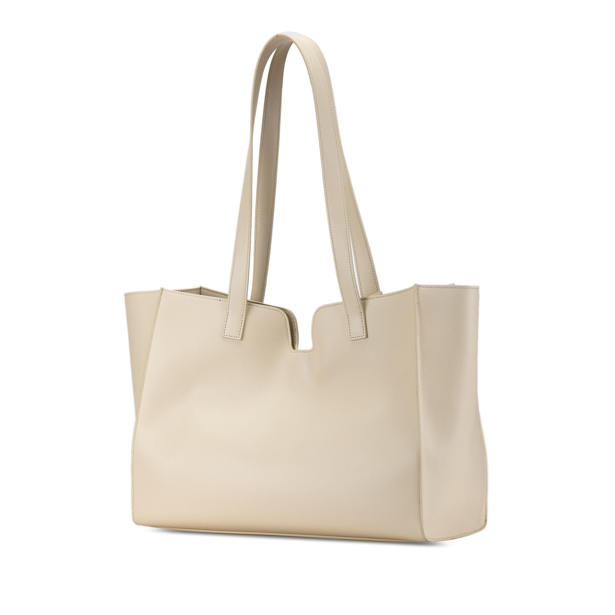 Celine Smooth Calfskin Soft 16 Cabas (SHG-LNO5bJ)