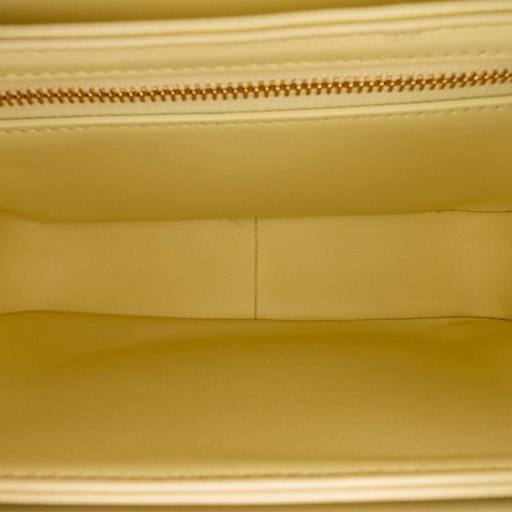 Celine Teen Triomphe Crossbody (SHG-uik13V)