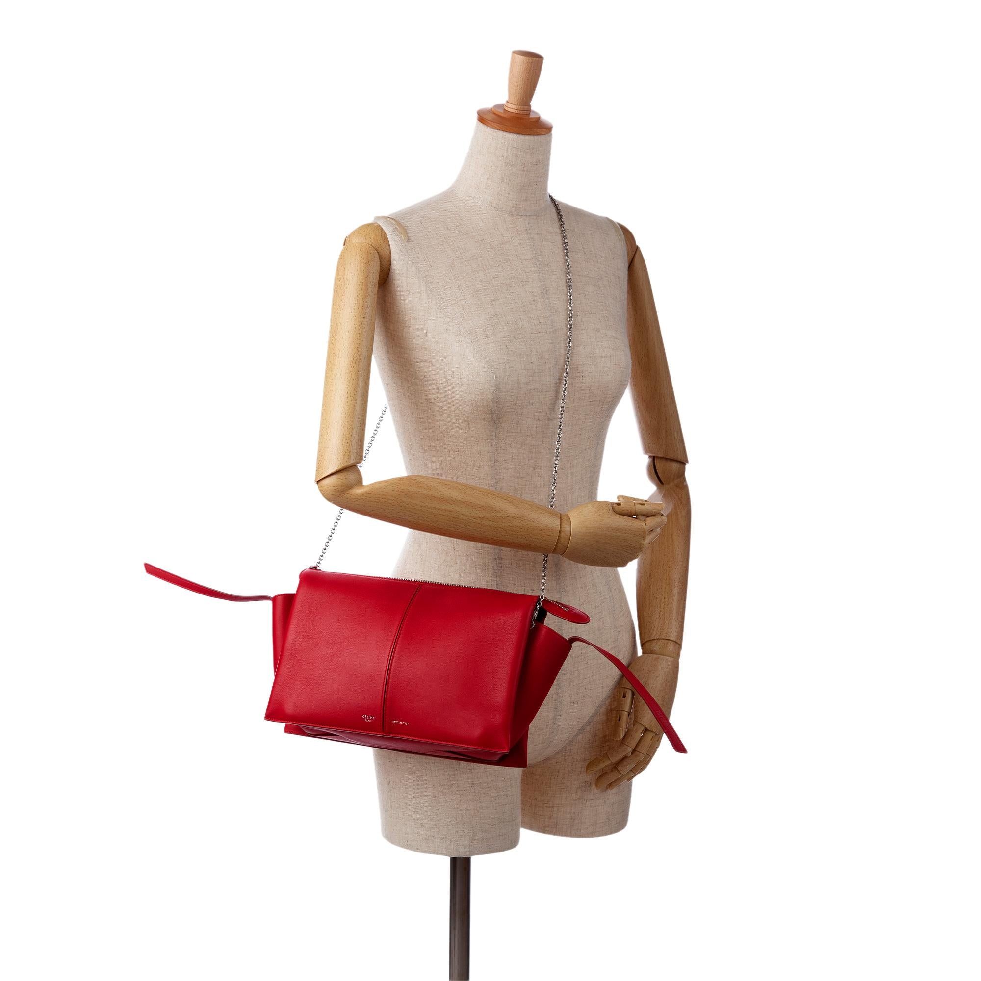 Celine Trifold (SHG-jVxvLp)