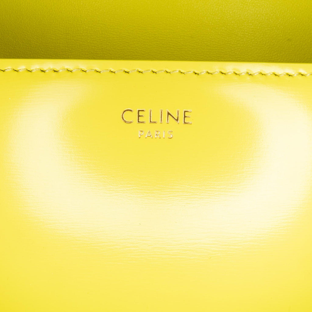 Celine Triomphe Calfskin Cuir Chain Shoulder Bag (SHG-d1dBPC)