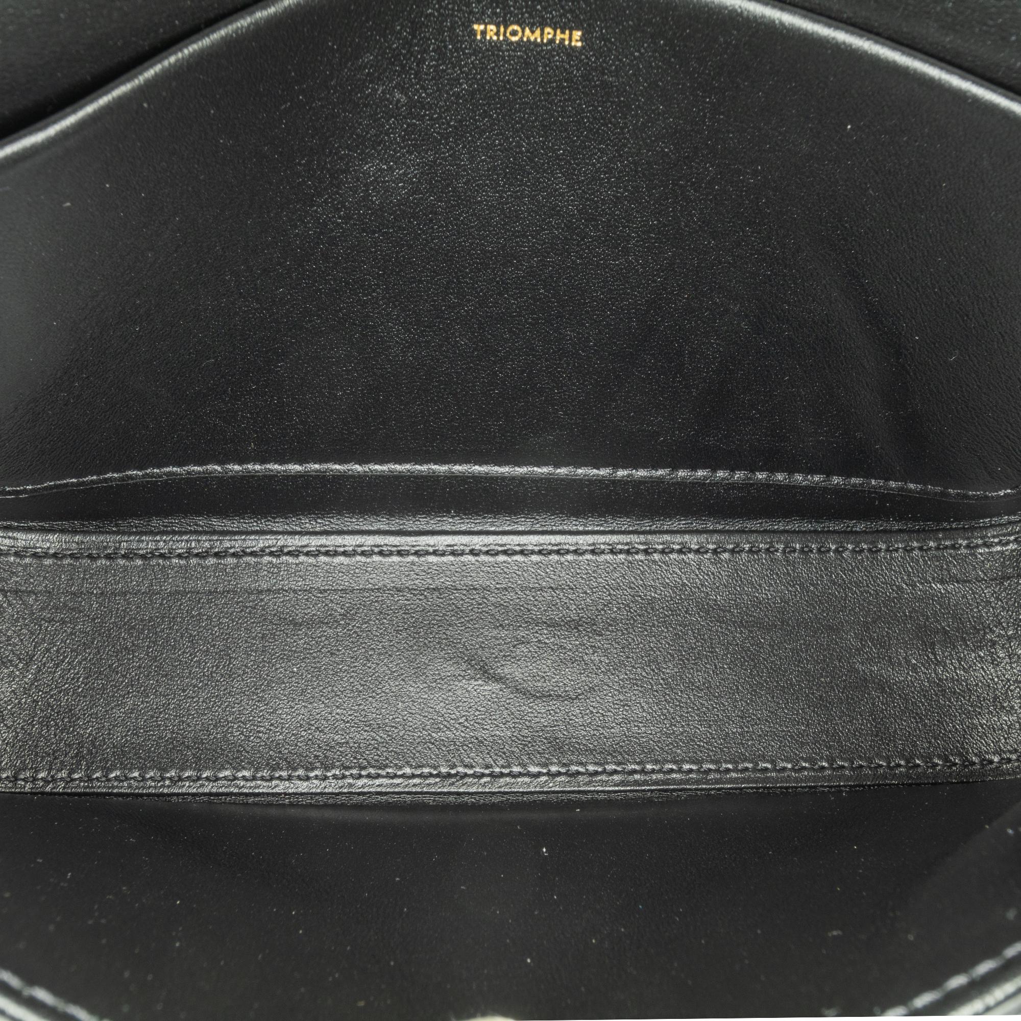 Celine Triomphe Claude Shoulder Bag (SHG-cm80j9)
