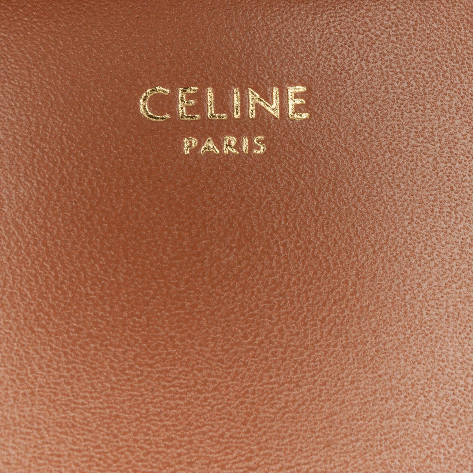 Celine Triomphe Claude Shoulder Bag (SHG-QbDaYh)