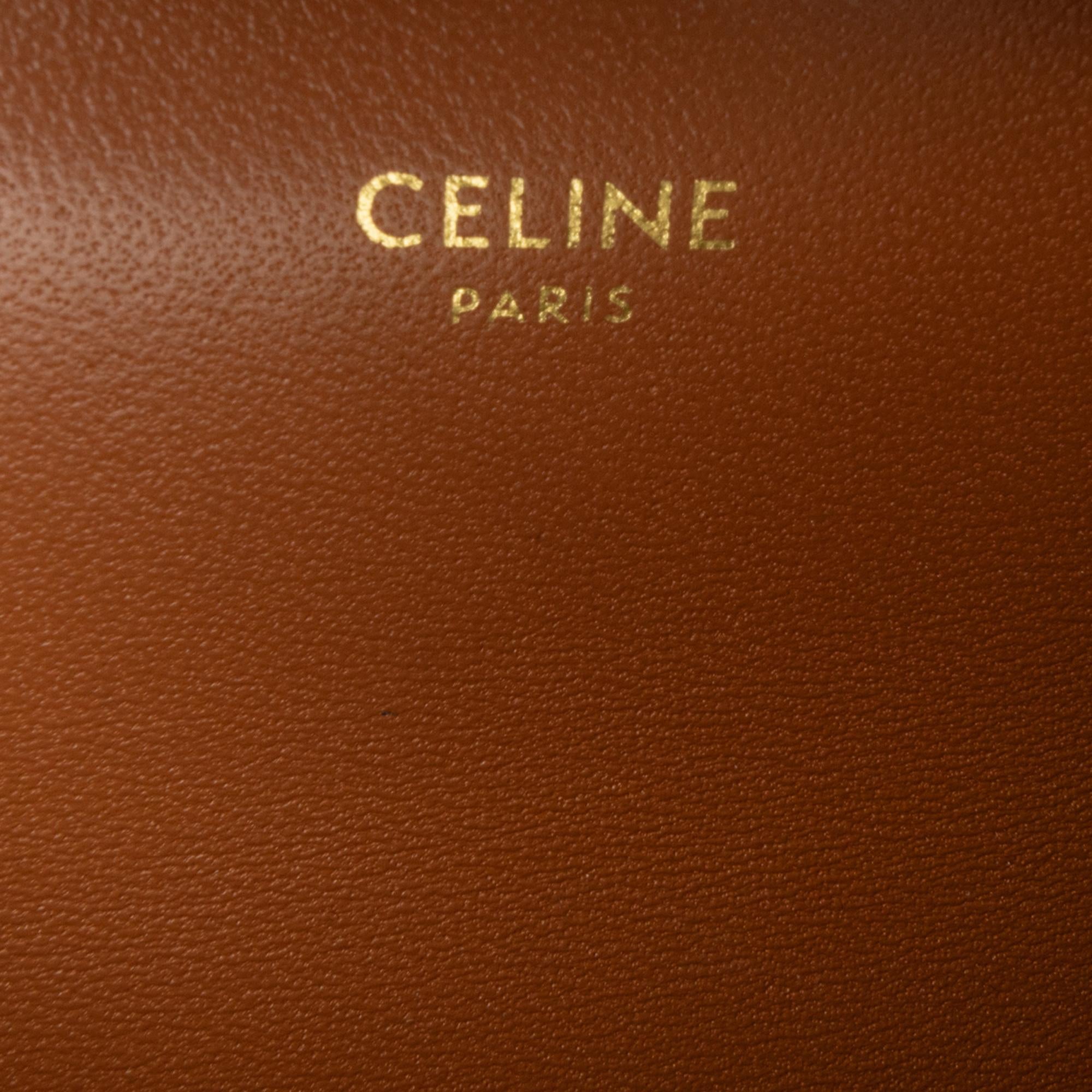 Celine Triomphe Claude Shoulder Bag (SHG-6baNOB)