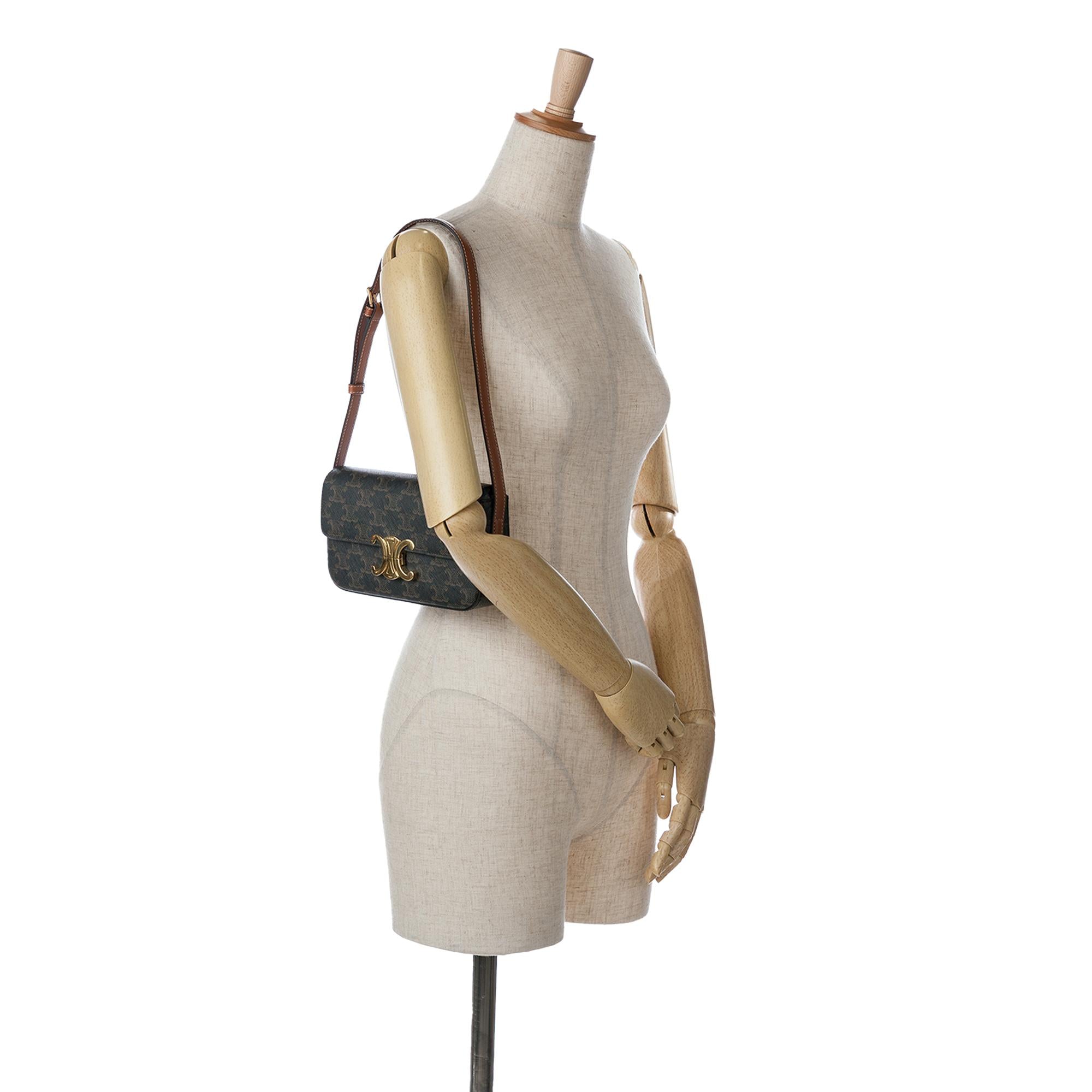Celine Triomphe Claude Shoulder Bag (SHG-6baNOB)
