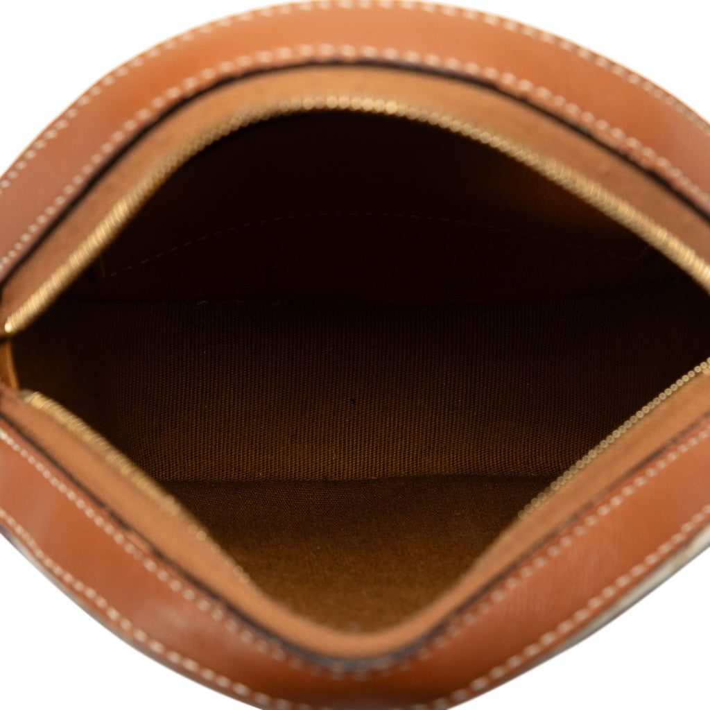 Celine Triomphe Round Purse on Strap (SHG-RKSIEp)
