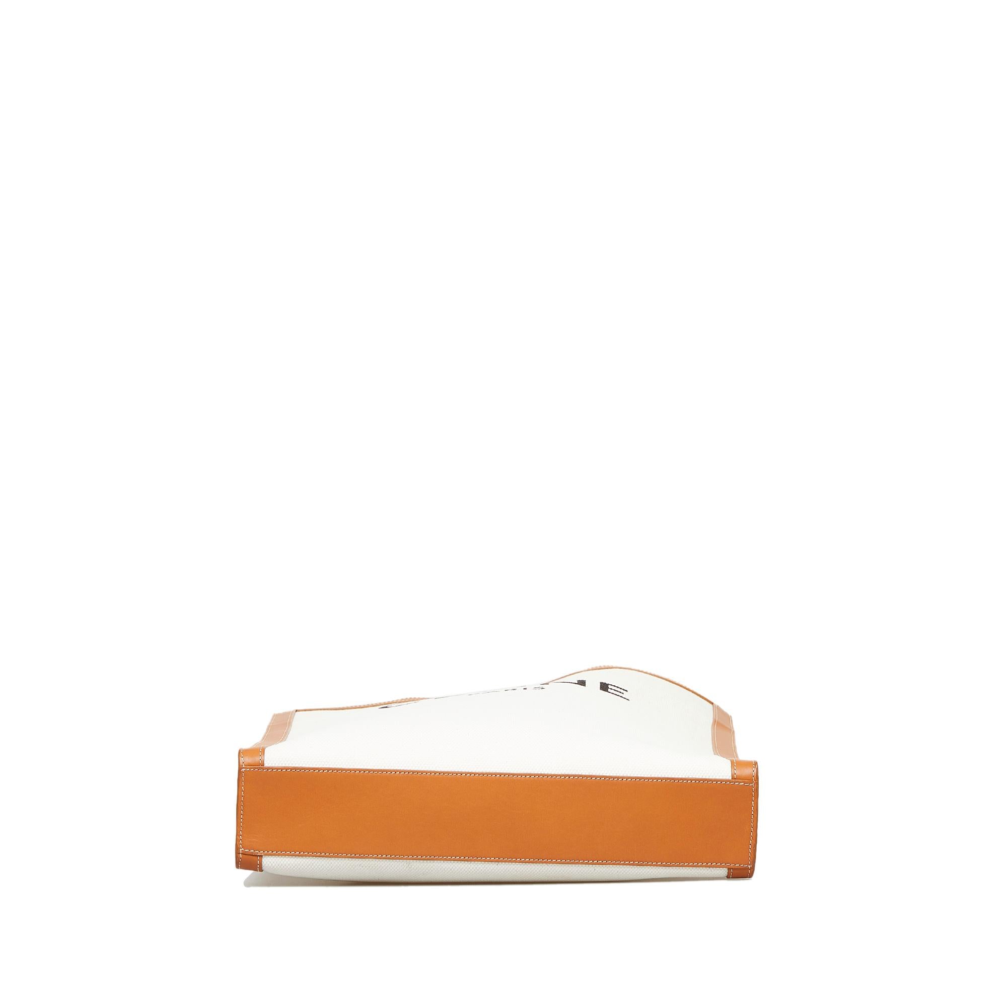 Celine Vertical Cabas Tote (SHG-m2WGmC)
