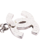 Chanel CC Enamel Pendant Necklace (SHG-IU1o7Q)
