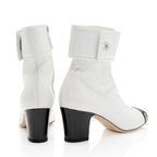 Chanel Crinkled Patent Leather CC Turnlock Cap Toe Boots - Size 8.5 / 38.5 (SHF-lpj5st)