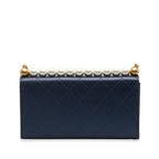 Chanel Goatskin Chic Pearls Clutch With Chain (SHG-6JqQUh)