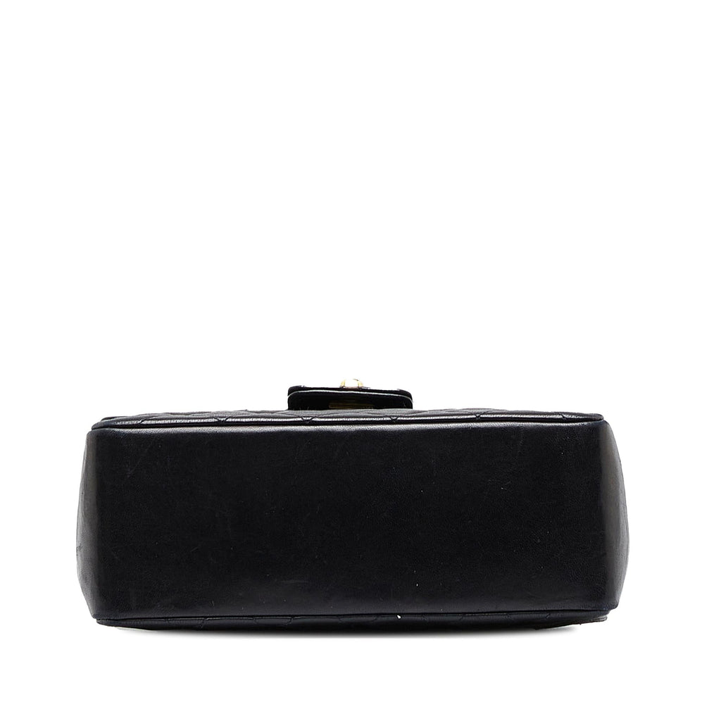 Chanel Small Lambskin Kelly Top Handle Bag (SHG-vYxH1m)